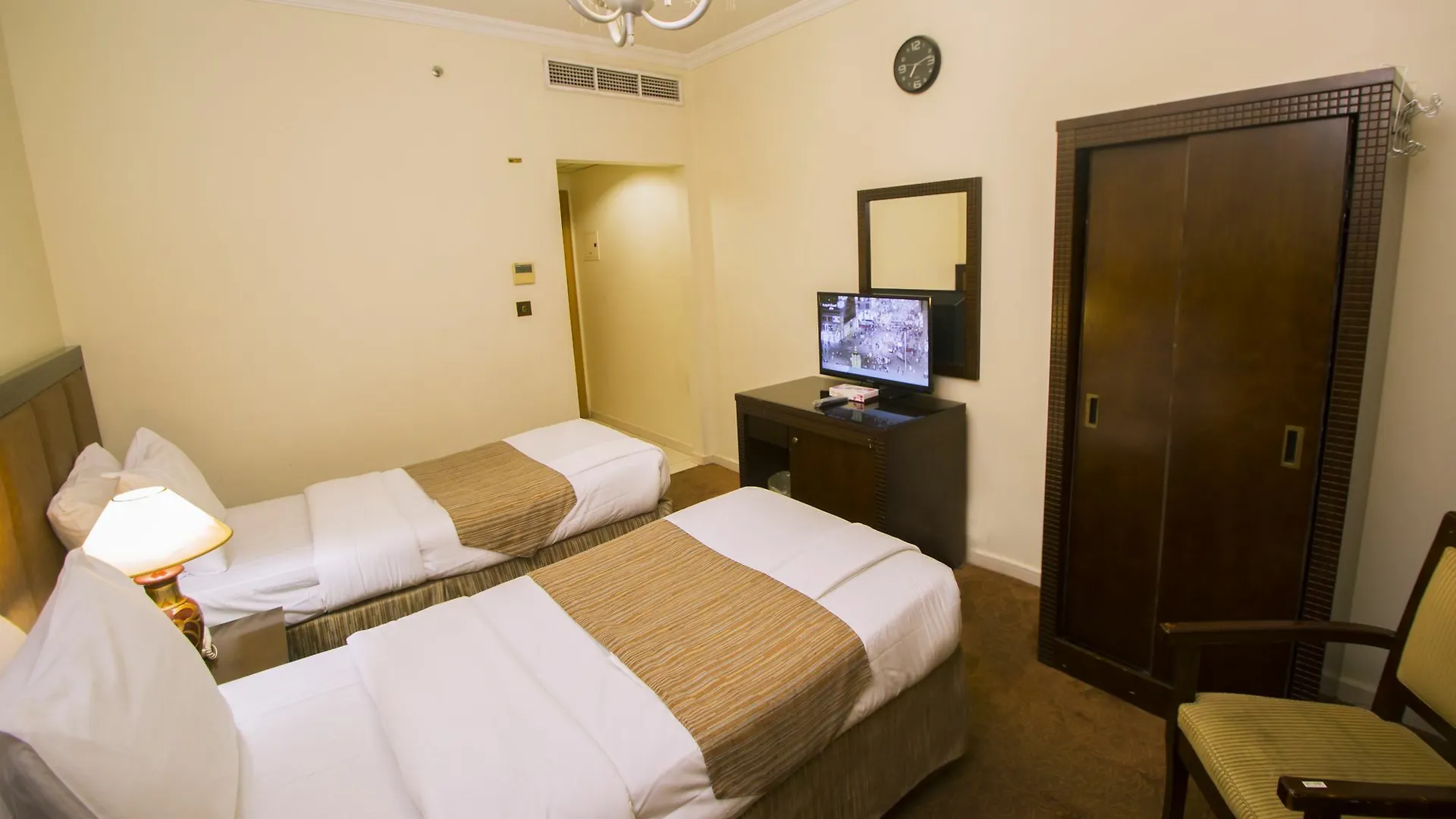 Anwar Al Zahraa Hotel Medina