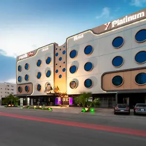 2* Hotel Y Platinum